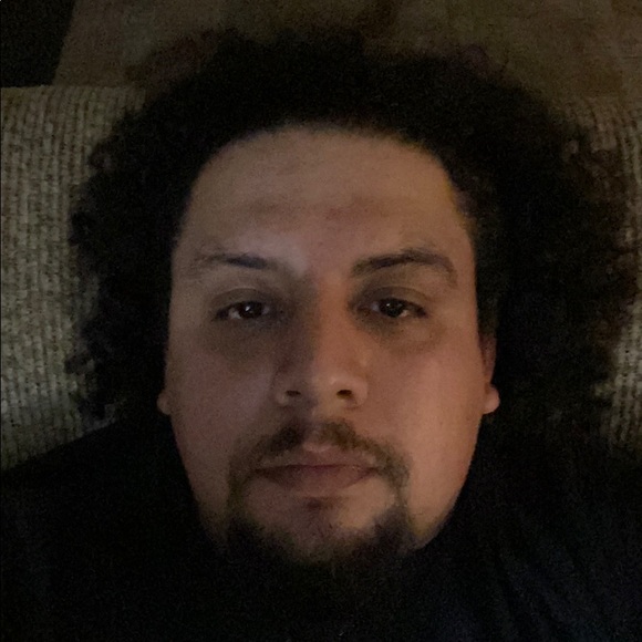 Meet your Posher, Jorge - Picture 2 of 2